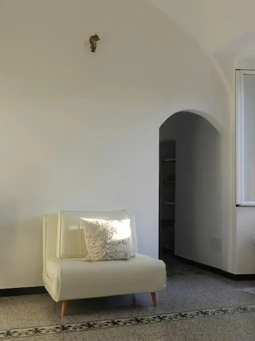 Appartamento Sea View, In The Old Town Santo Stefano Al Mare